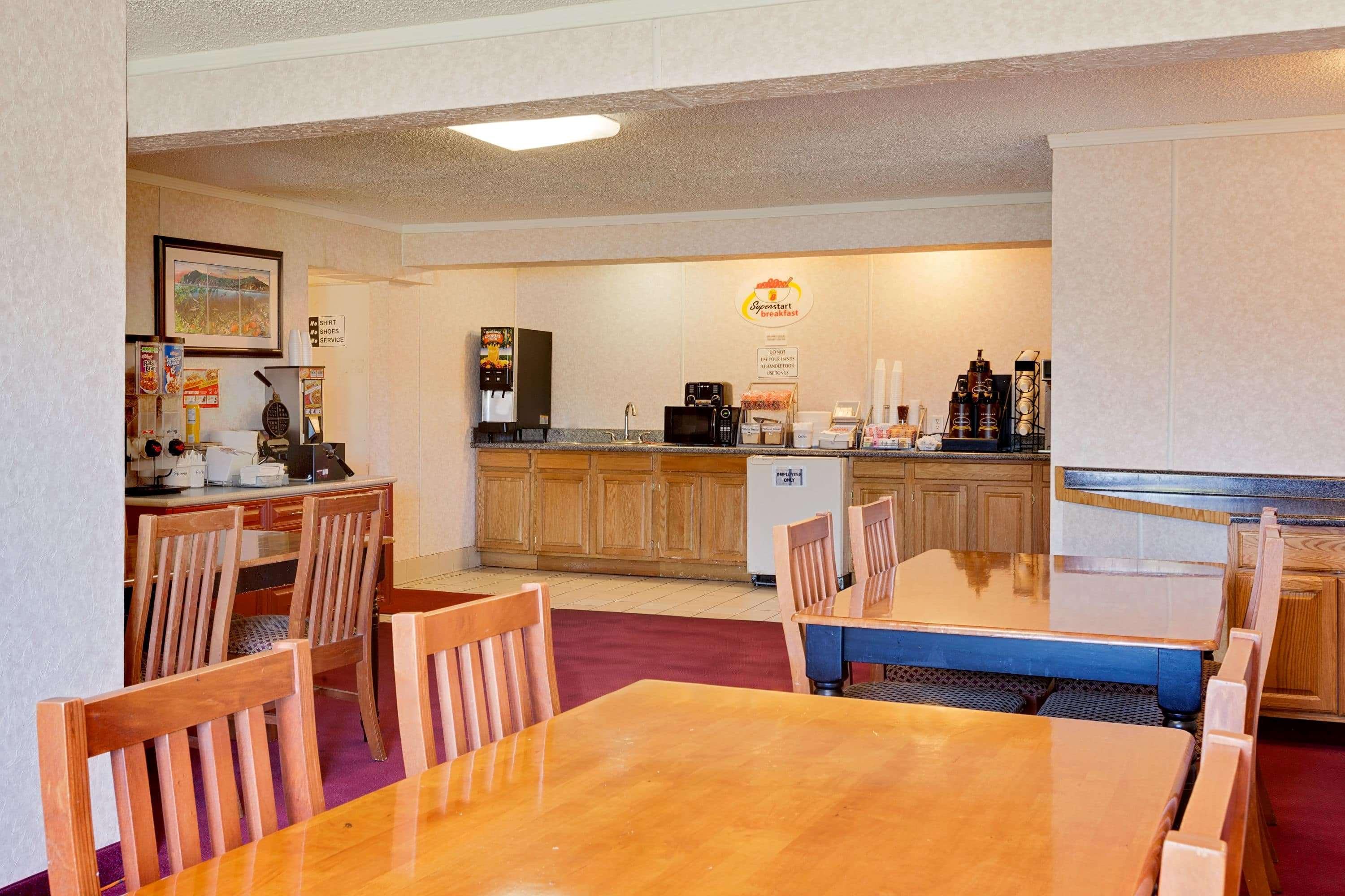 Super 8 By Wyndham Eureka Hotel Kültér fotó